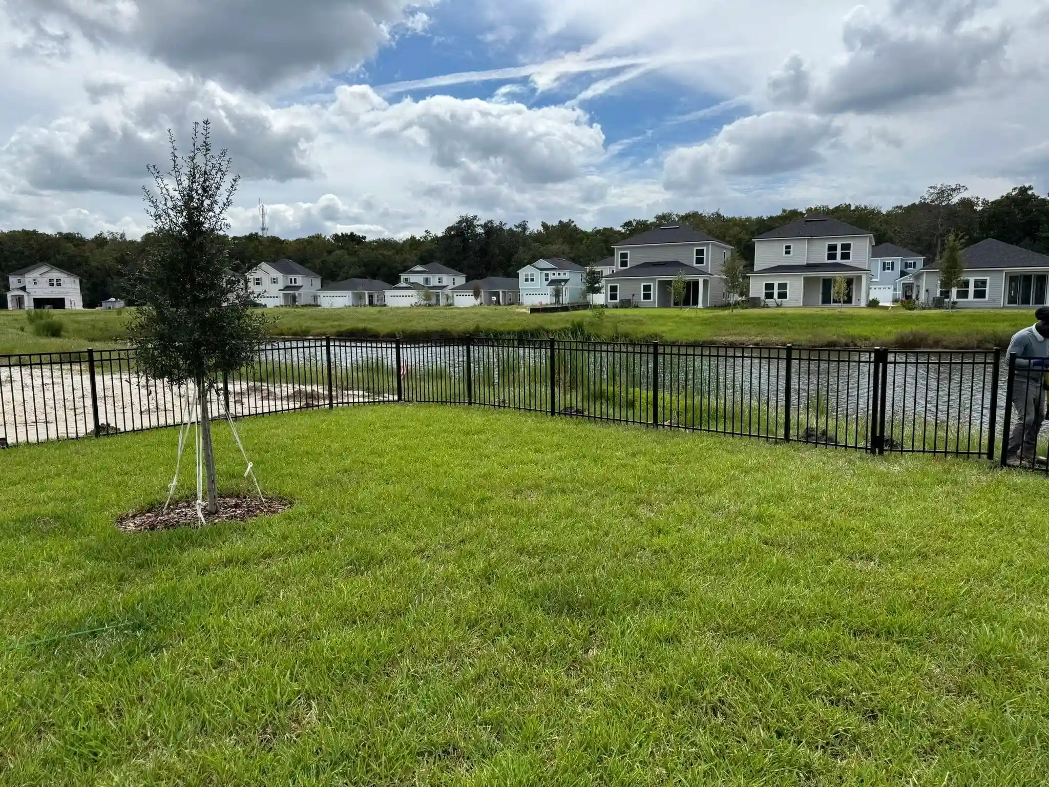 Aluminum and Metal Fence